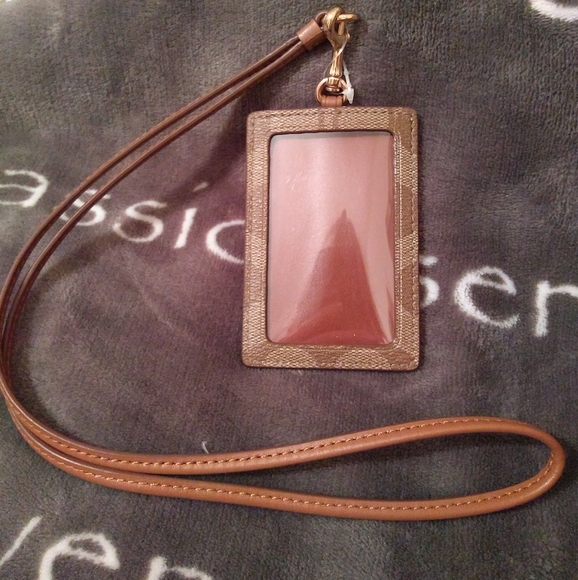 Coach Signature Lanyard ID - Picture 2 of 4